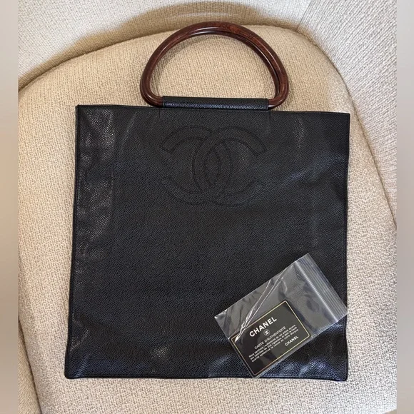 Authentic CHANEL black caviar wooden handle black caviar leather satchel - Picture 1 of 14